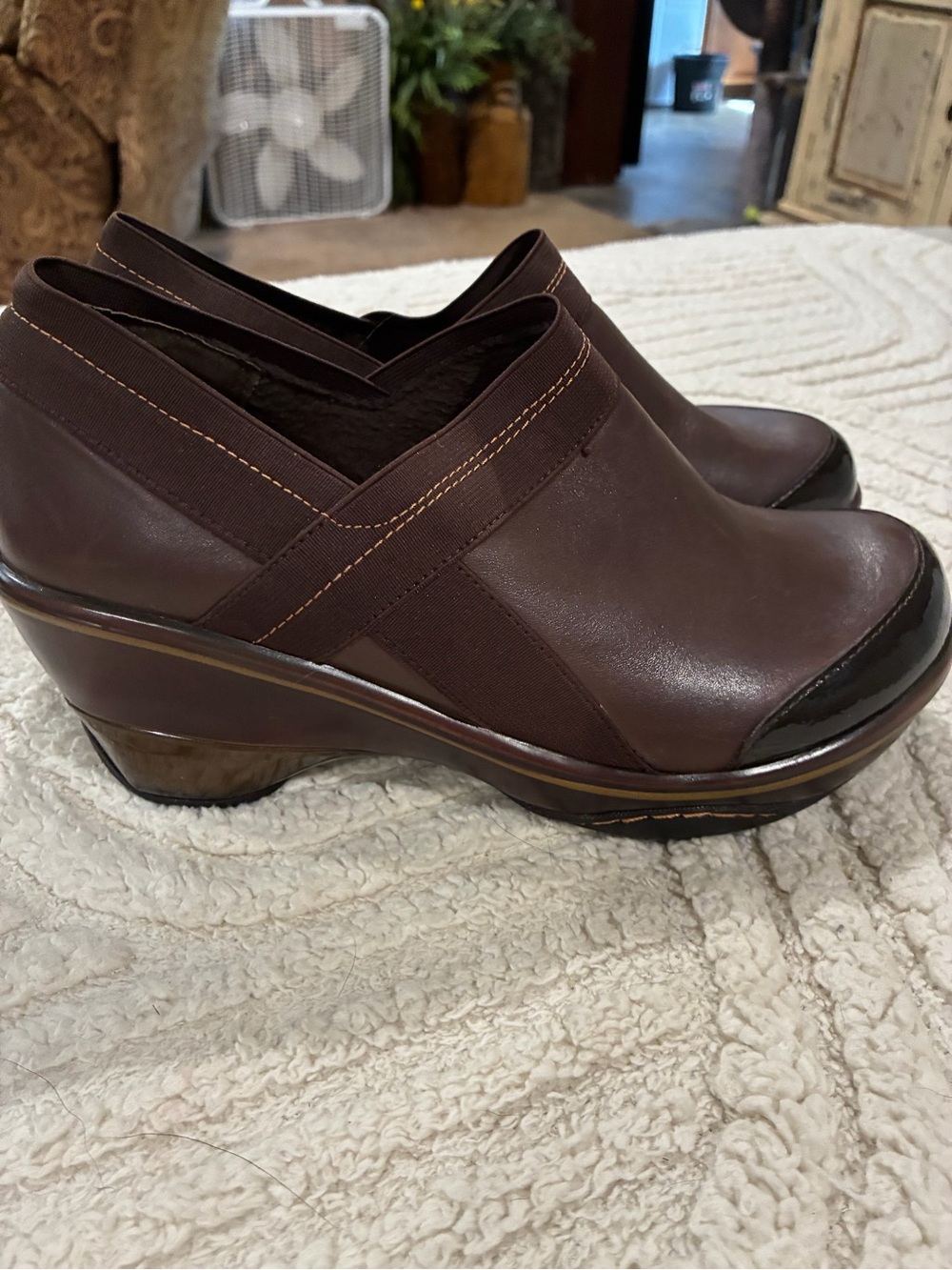 Jambu Brown Leather Wedge Comfy Clog